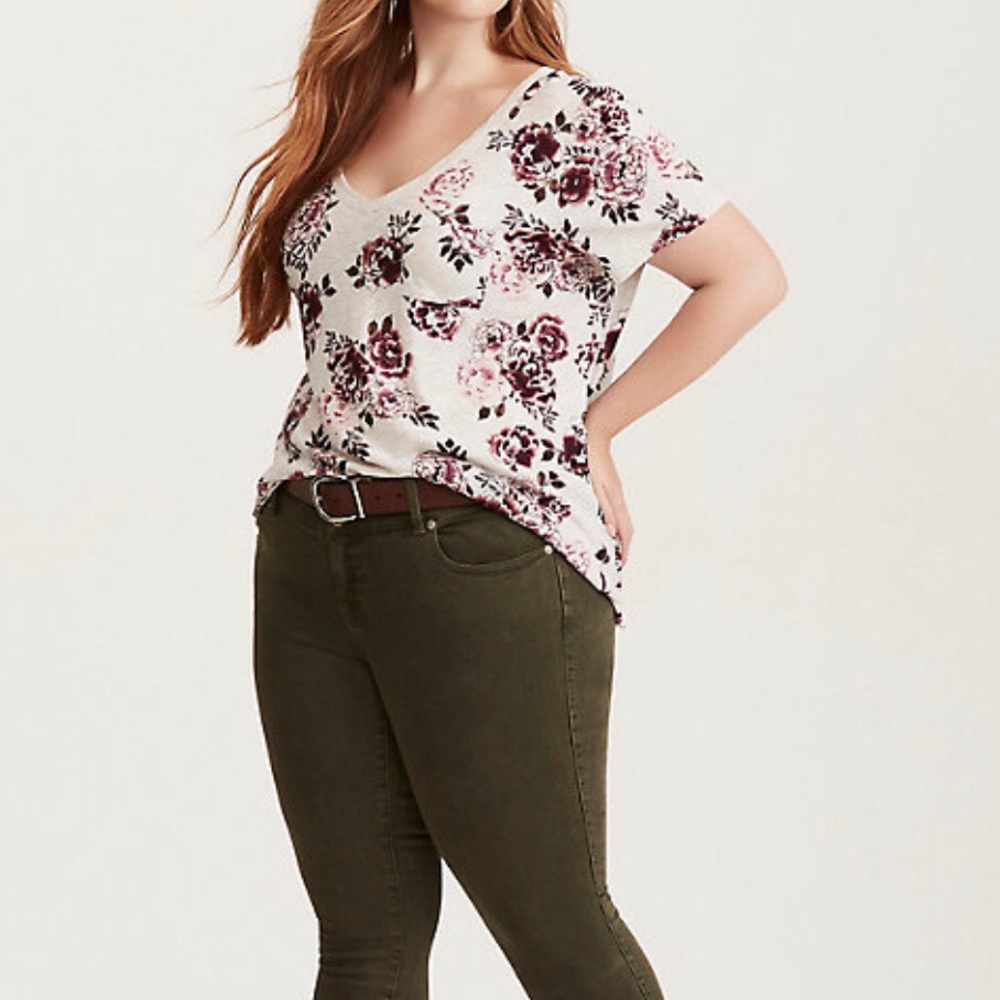 Torrid Floral V Nevk 0X NWOT